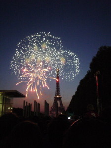 14_July_fireworks_in_Paris.jpg