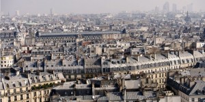 Toits de Paris. Crédit AFP